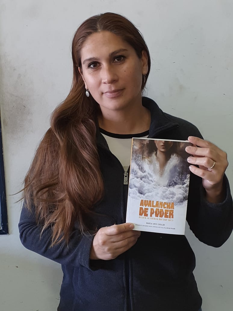 Lector de la Trilogía Avalancha 4